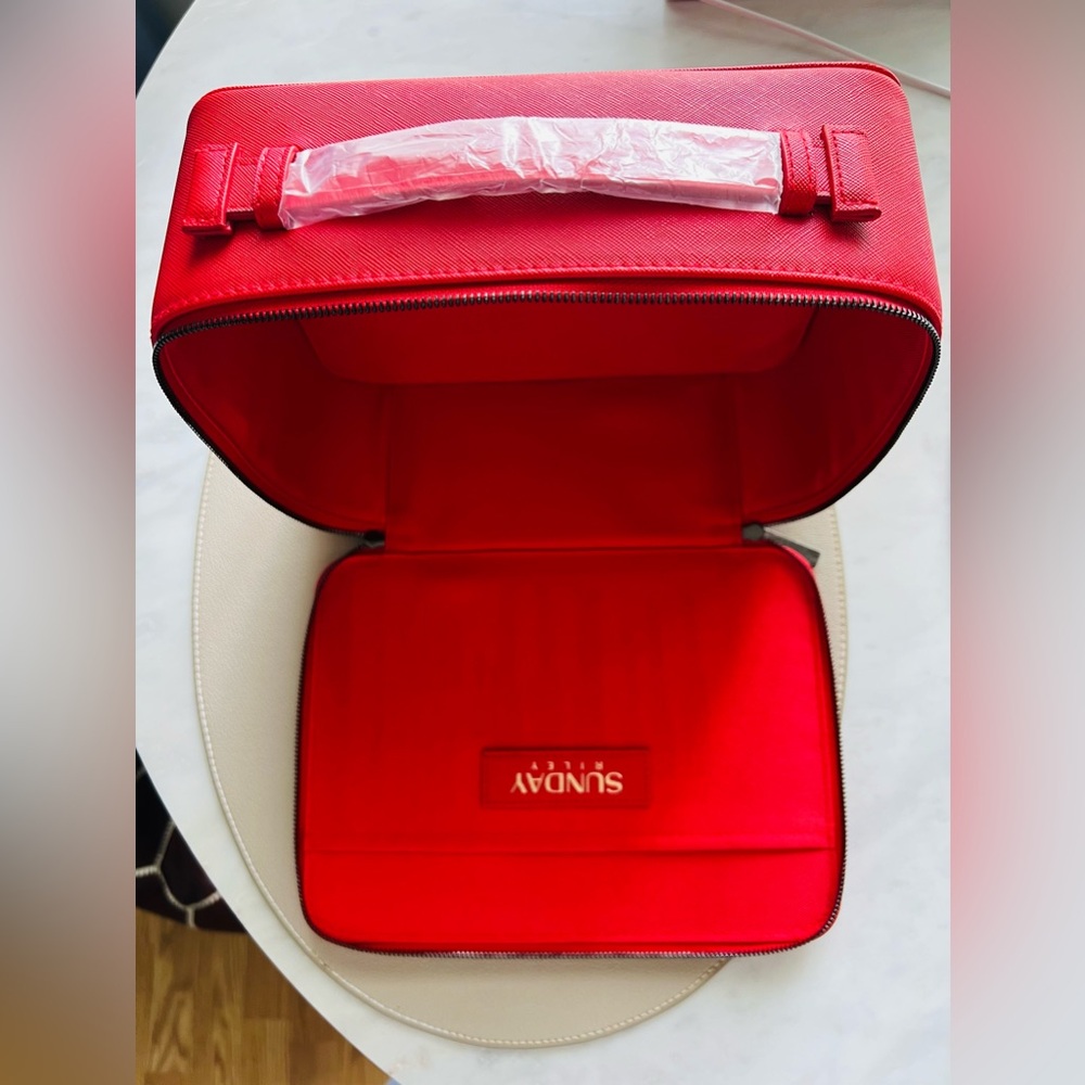 Sunday Riley makeup bag - Picture 2 of 3